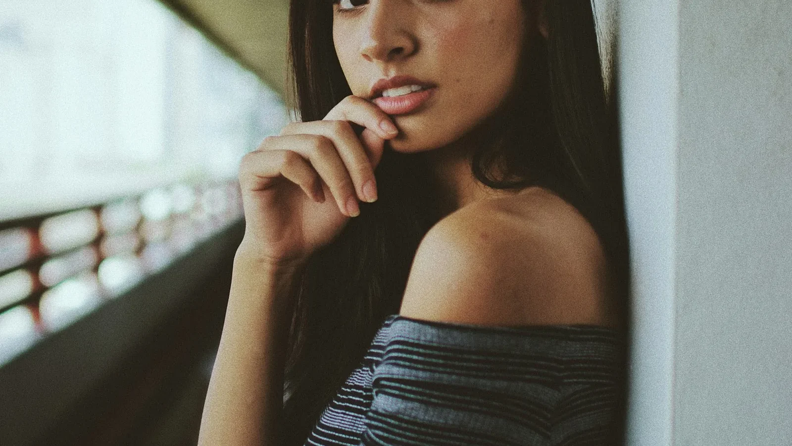 Can You Become a Model Without Professional Photos?